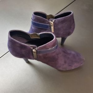 Bandolino Women Barruffi blue Suede fashion Boots.